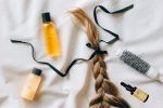 چگونه مراقبت از موهای آسیب‌دیده را با محصولات طبیعی بهبود دهیم؟